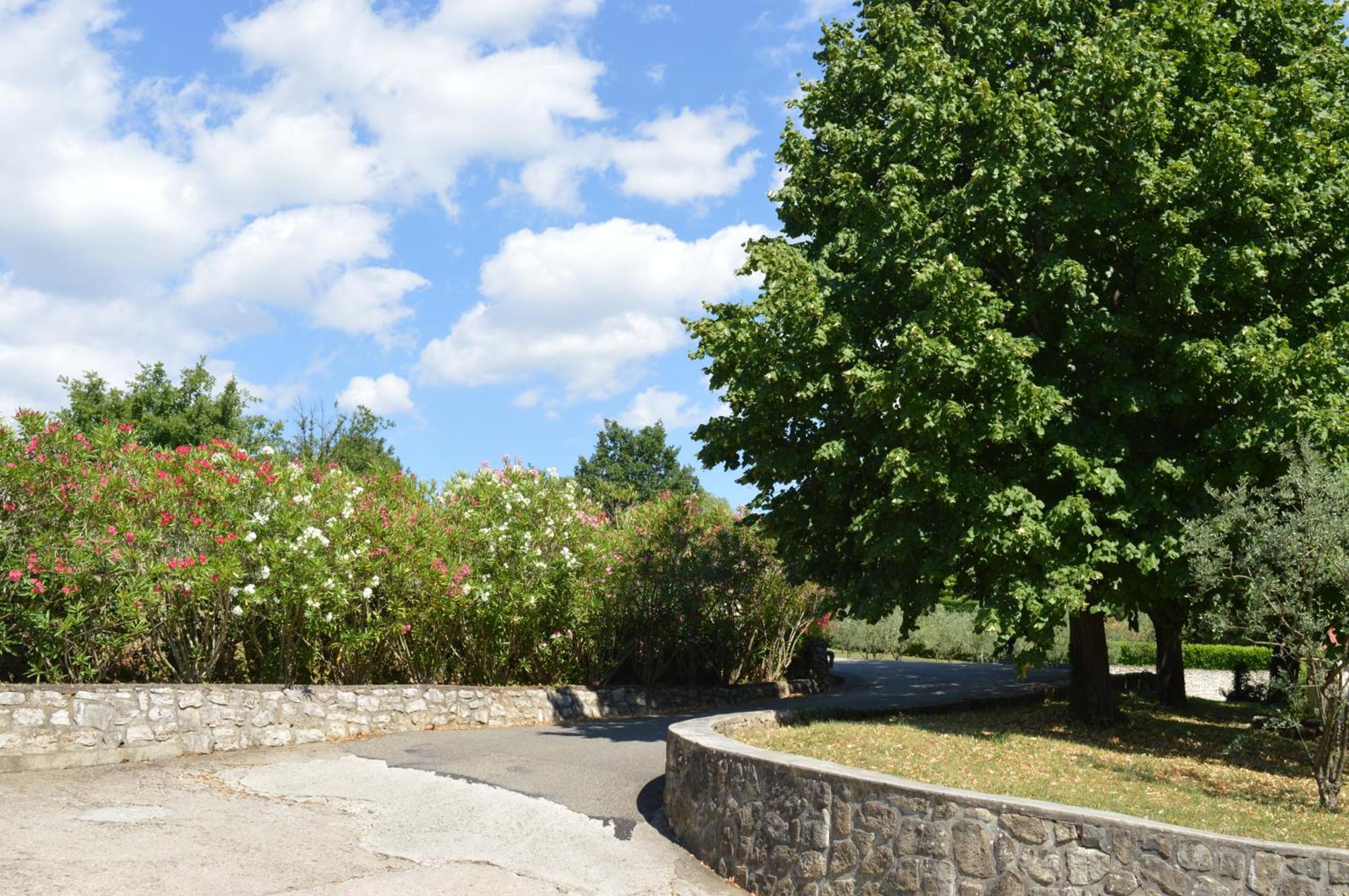 Le Moulin Villa Vallon-Pont-dʼArc Екстериор снимка